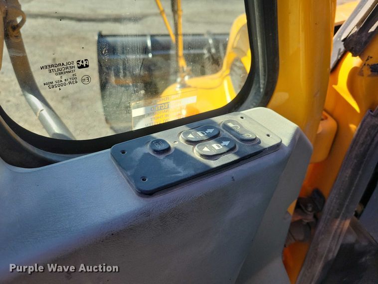 image for item NO9769 2006 International 7300 dump / spreader truck