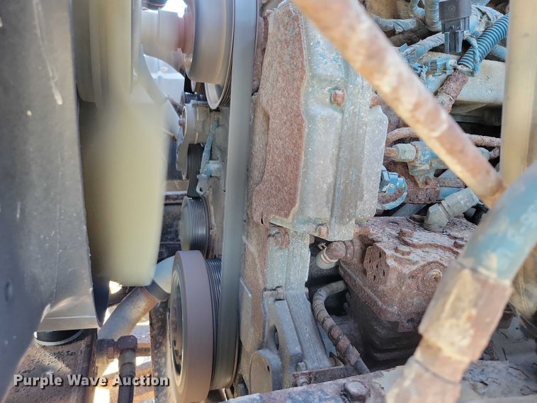 image for item NO9769 2006 International 7300 dump / spreader truck