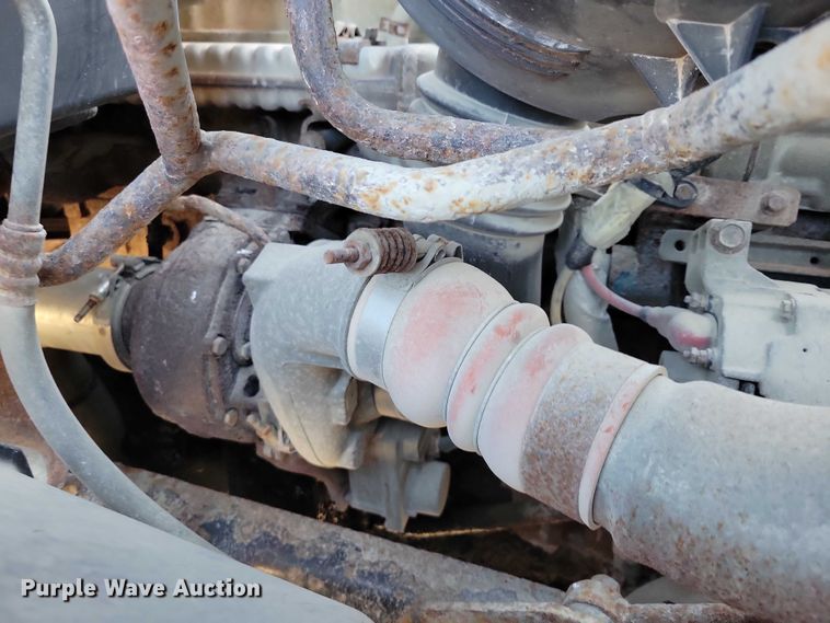 image for item NO9769 2006 International 7300 dump / spreader truck