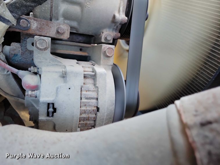 image for item NO9769 2006 International 7300 dump / spreader truck