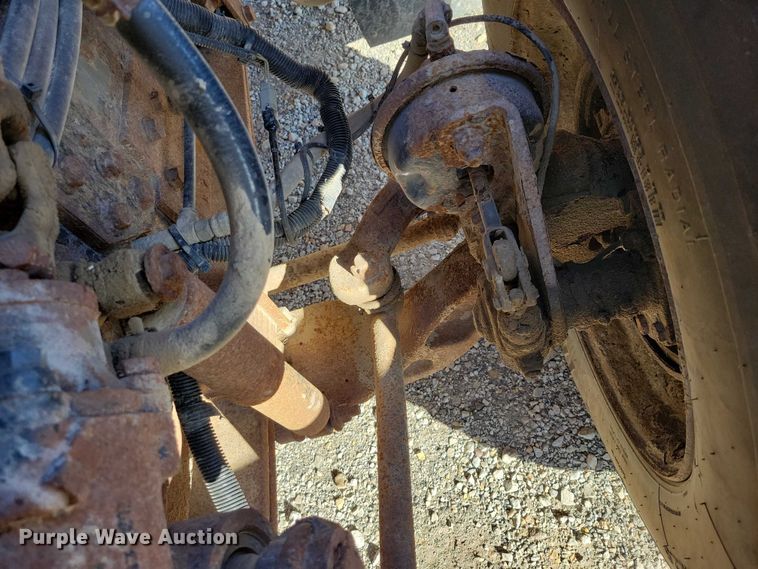 image for item NO9769 2006 International 7300 dump / spreader truck