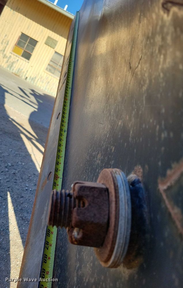 image for item NO9770 2003 International 7400 dump truck