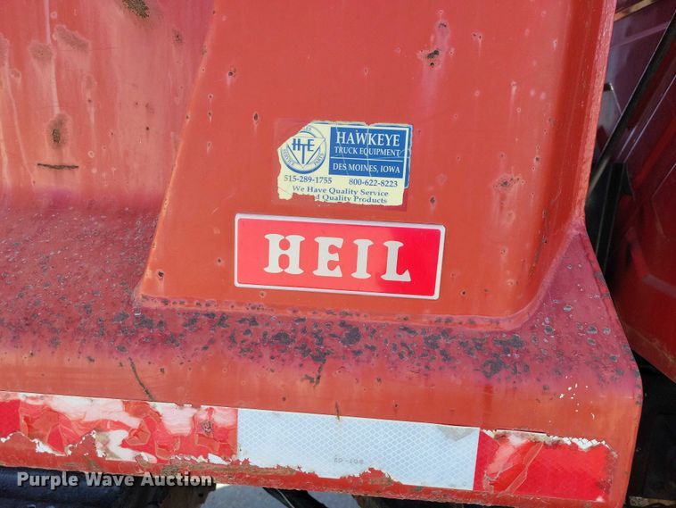 image for item NO9770 2003 International 7400 dump truck