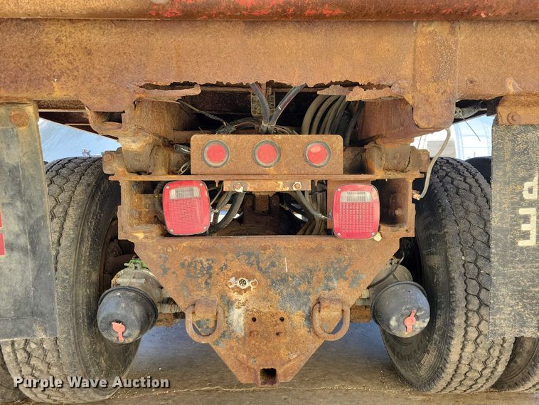 image for item NO9770 2003 International 7400 dump truck