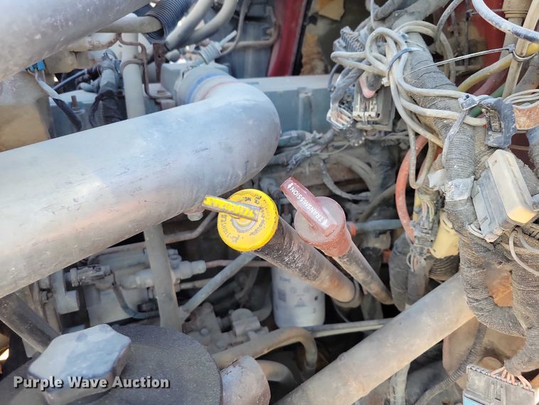 image for item NO9770 2003 International 7400 dump truck