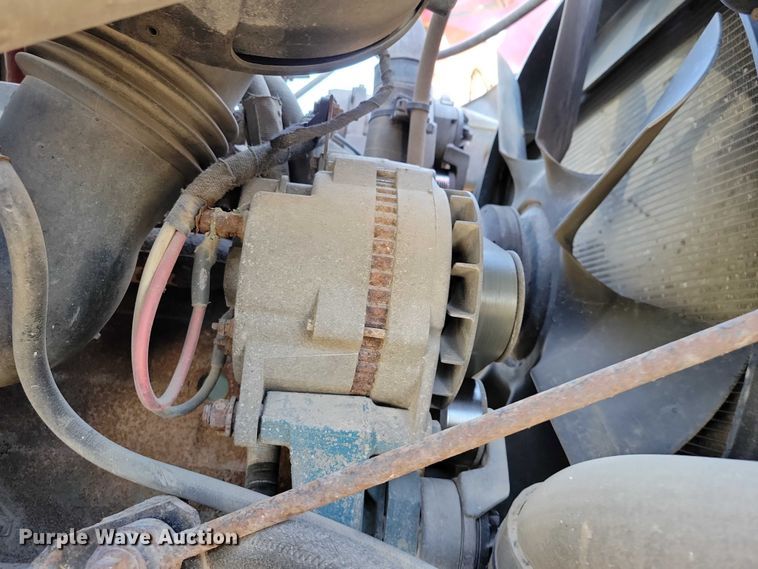 image for item NO9770 2003 International 7400 dump truck