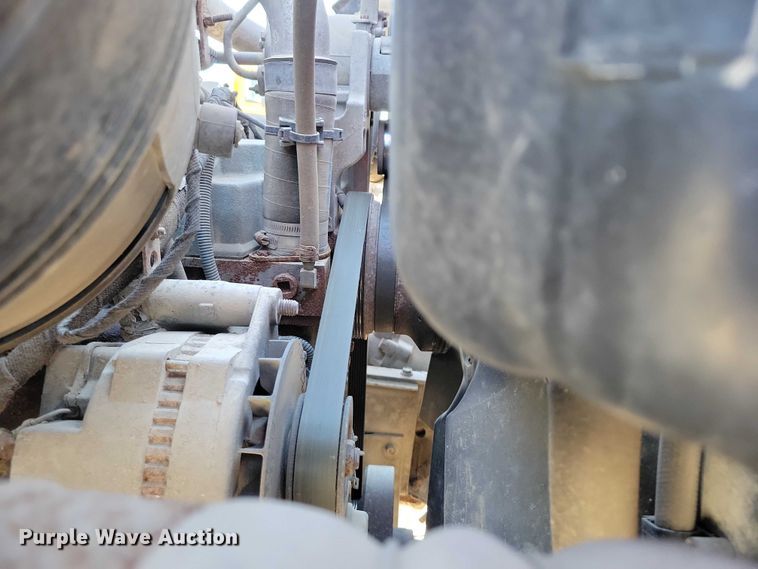 image for item NO9770 2003 International 7400 dump truck