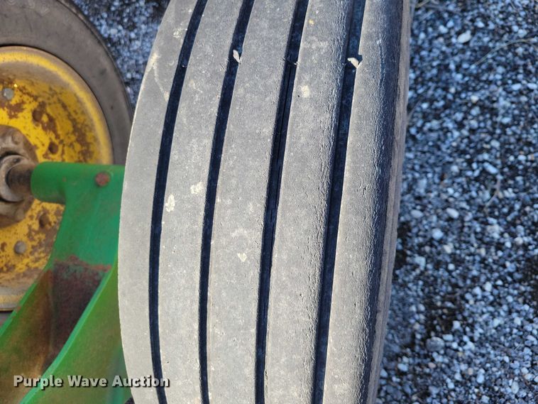 image for item NO9772 John Deere CX15 rotary mower