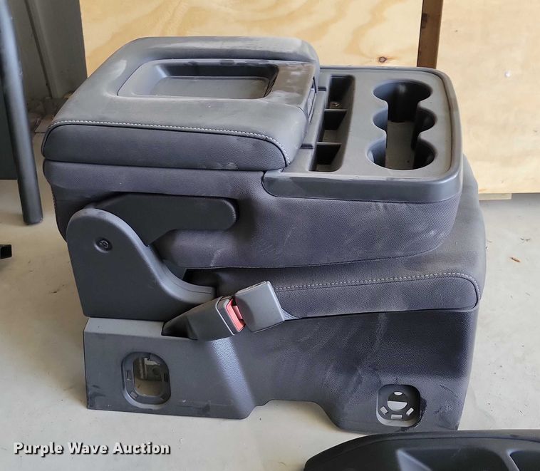 image for item NO9773 Automotive parts