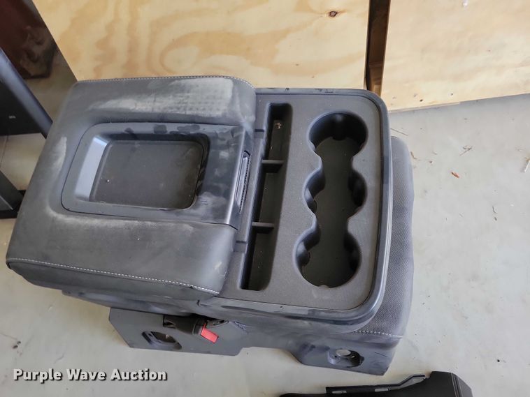 image for item NO9773 Automotive parts