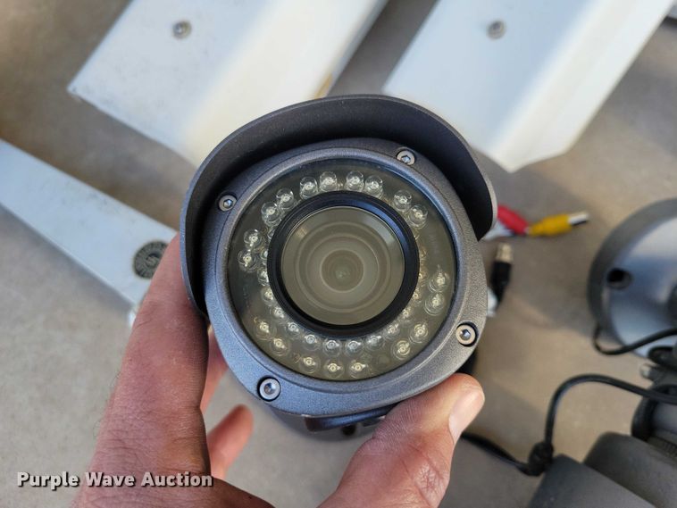 image for item NO9774 (17) security cameras