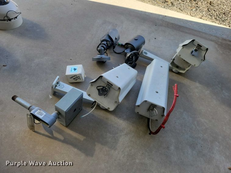 image for item NO9774 (17) security cameras