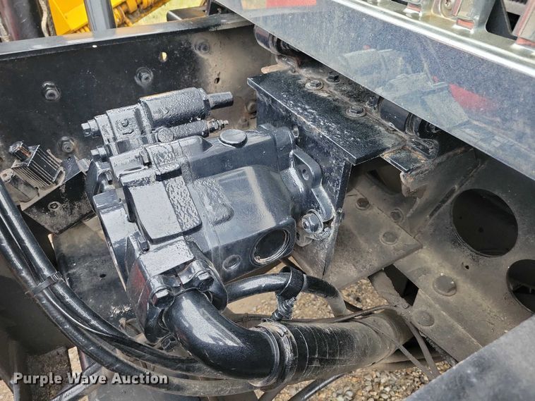 image for item NO9782 2004 International 7300 dump truck