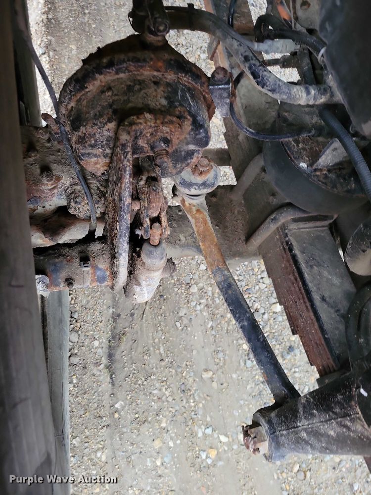 image for item NO9782 2004 International 7300 dump truck