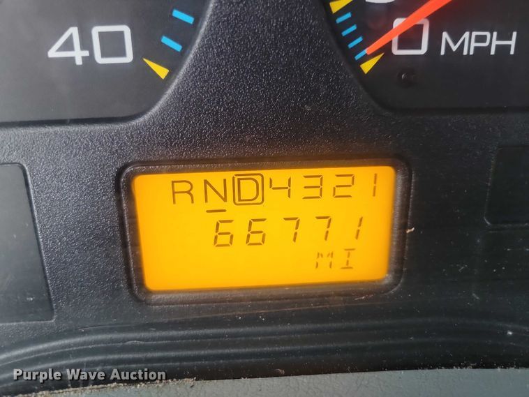 image for item NO9782 2004 International 7300 dump truck