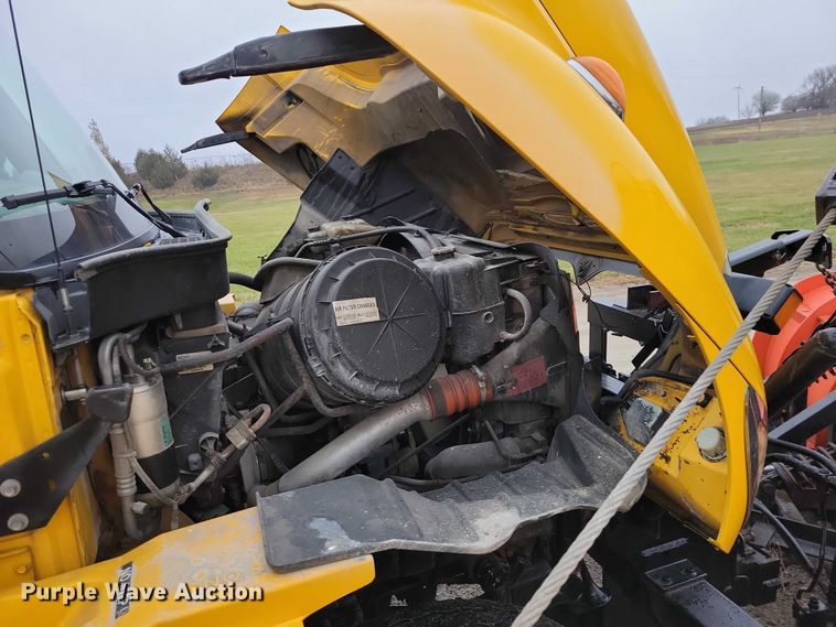 image for item NO9782 2004 International 7300 dump truck