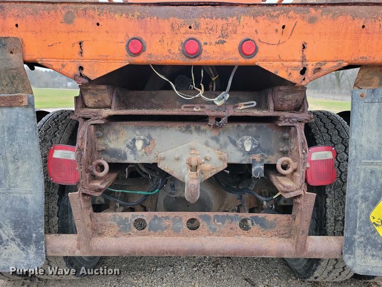 image for item NO9783 1995 International 4900 dump truck