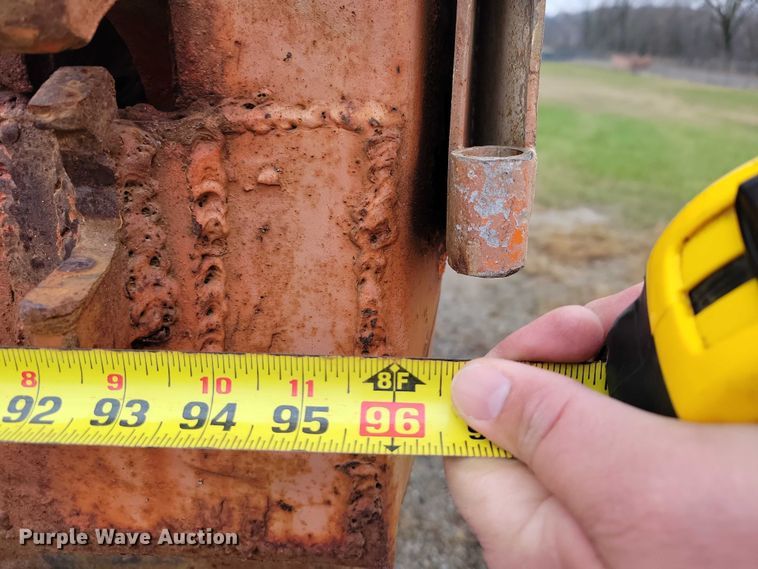 image for item NO9783 1995 International 4900 dump truck