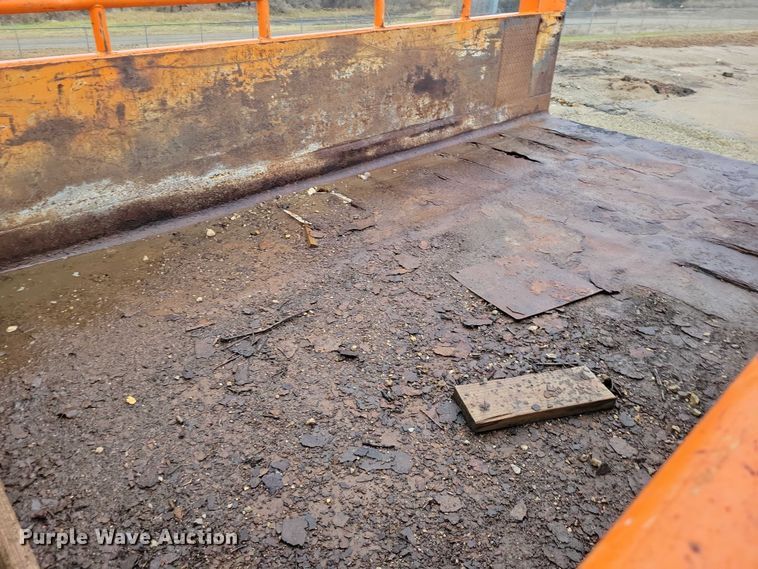 image for item NO9783 1995 International 4900 dump truck