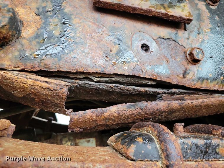 image for item NO9783 1995 International 4900 dump truck