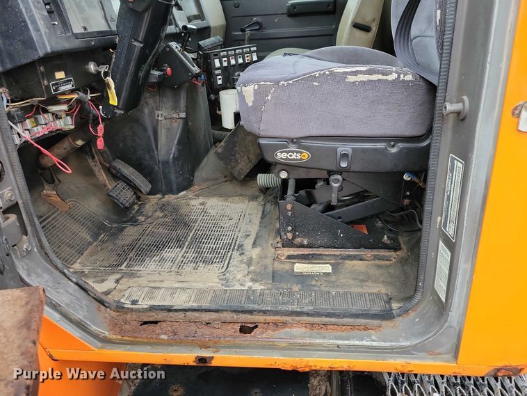 image for item NO9783 1995 International 4900 dump truck