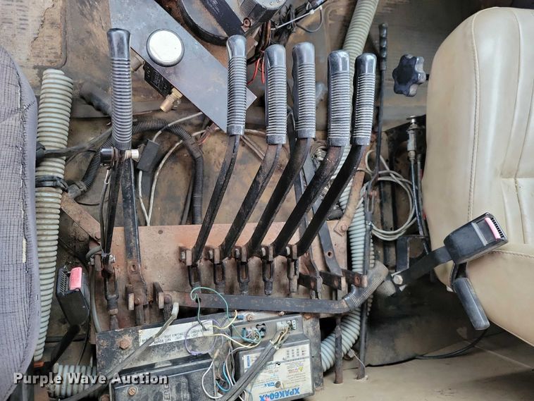 image for item NO9783 1995 International 4900 dump truck