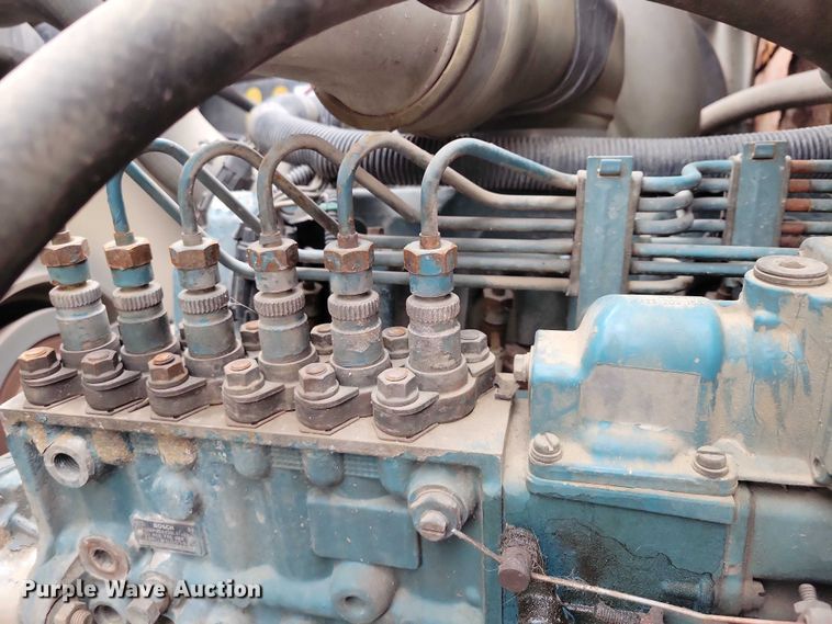 image for item NO9783 1995 International 4900 dump truck