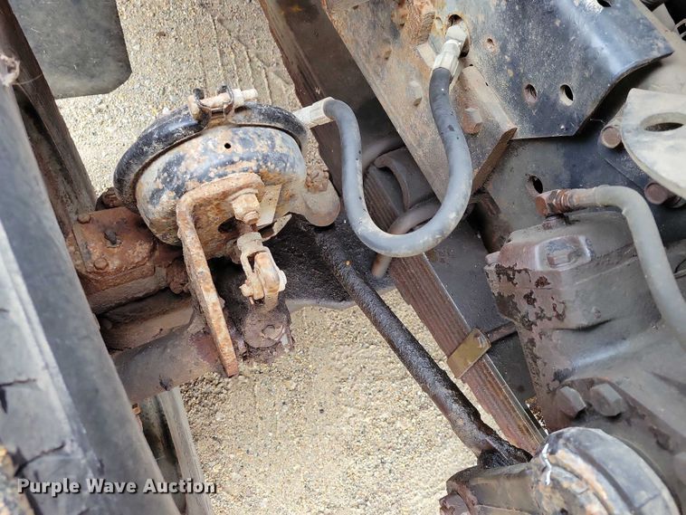 image for item NO9783 1995 International 4900 dump truck