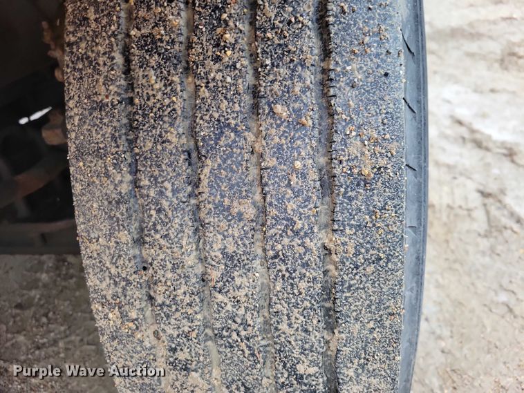 image for item NO9783 1995 International 4900 dump truck