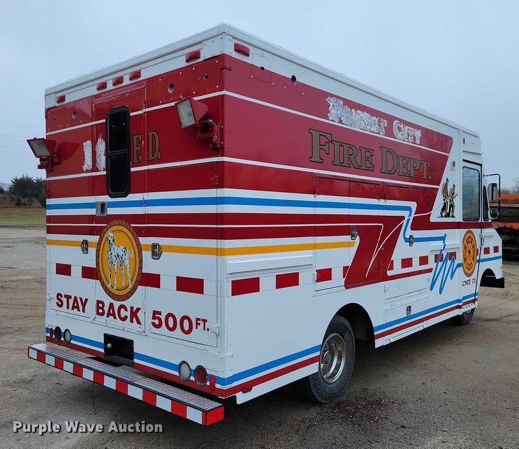 image for item NO9784 1988 Ultimaster  P30 rescue vehicle