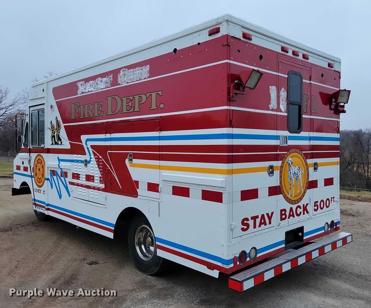 image for item NO9784 1988 Ultimaster  P30 rescue vehicle