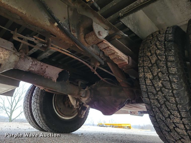 image for item NO9784 1988 Ultimaster  P30 rescue vehicle