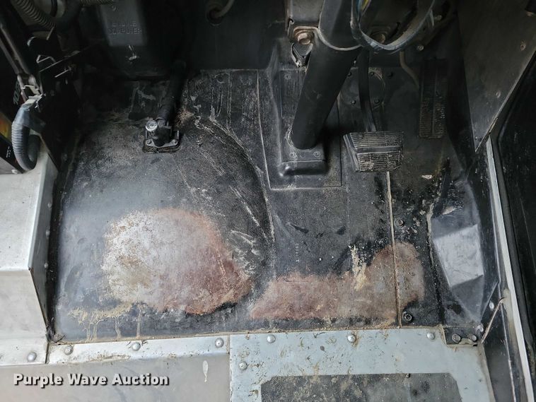 image for item NO9784 1988 Ultimaster  P30 rescue vehicle