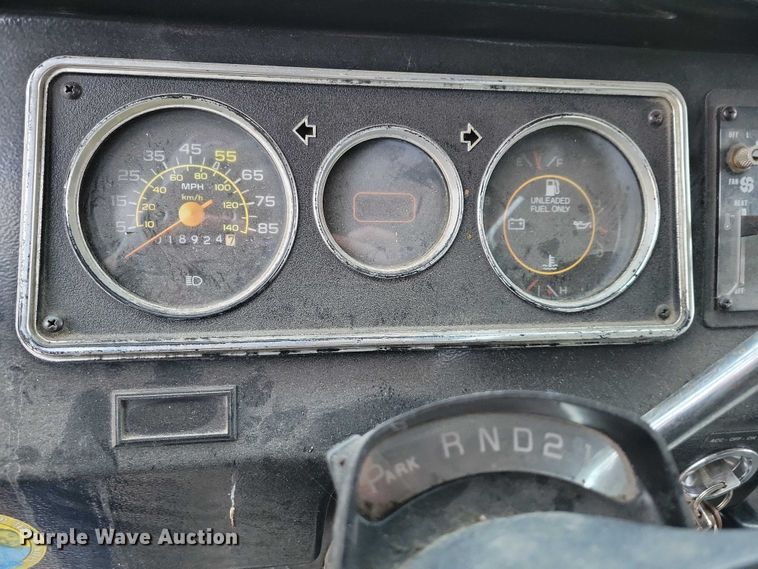 image for item NO9784 1988 Ultimaster  P30 rescue vehicle