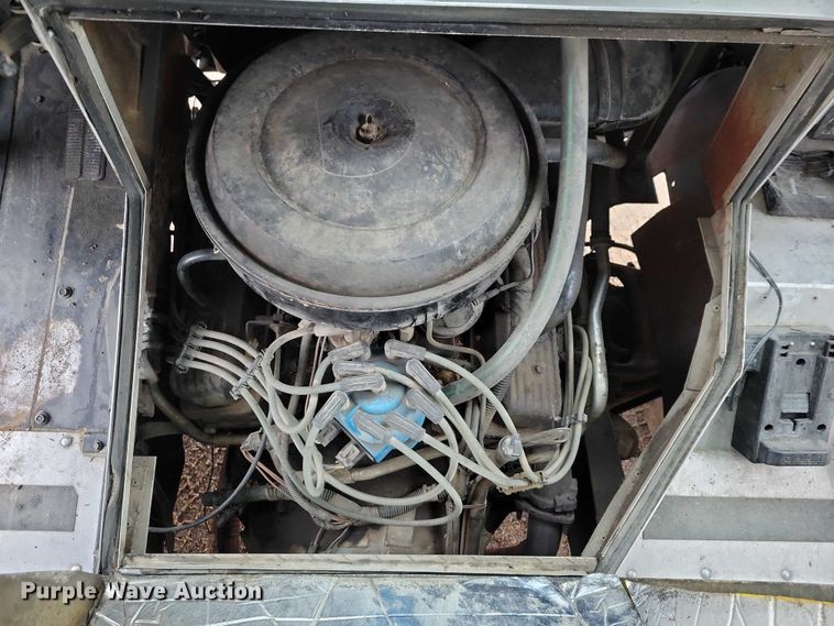 image for item NO9784 1988 Ultimaster  P30 rescue vehicle