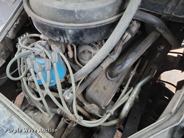 image for item NO9784 1988 Ultimaster  P30 rescue vehicle