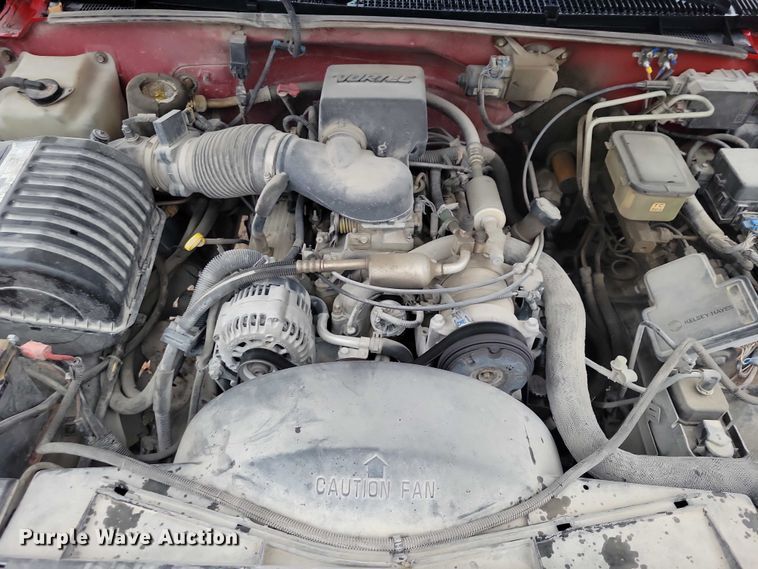 image for item NO9785 2000 Chevrolet K3500 pickup truck