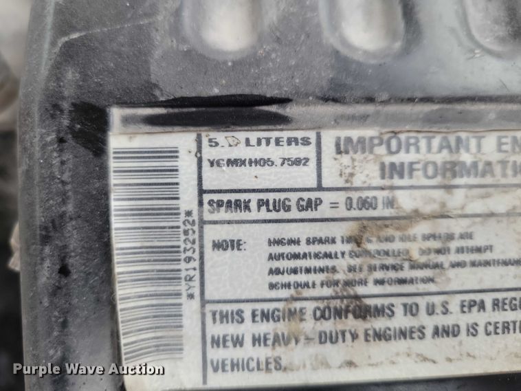 image for item NO9785 2000 Chevrolet K3500 pickup truck