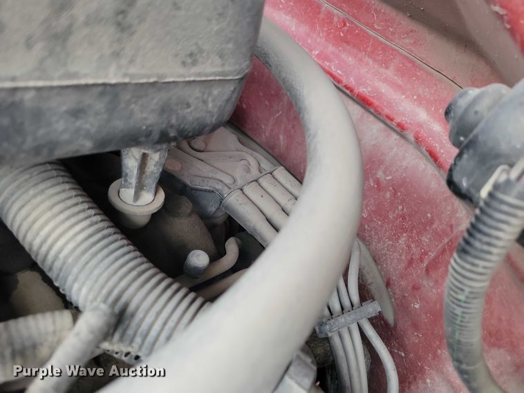 image for item NO9785 2000 Chevrolet K3500 pickup truck