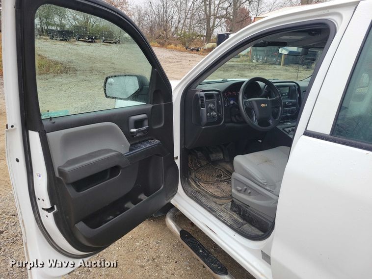 image for item NO9786 2017 Chevrolet Silverado 1500 Double Cab pickup truck