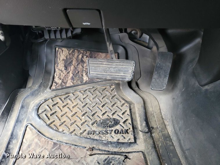 image for item NO9786 2017 Chevrolet Silverado 1500 Double Cab pickup truck