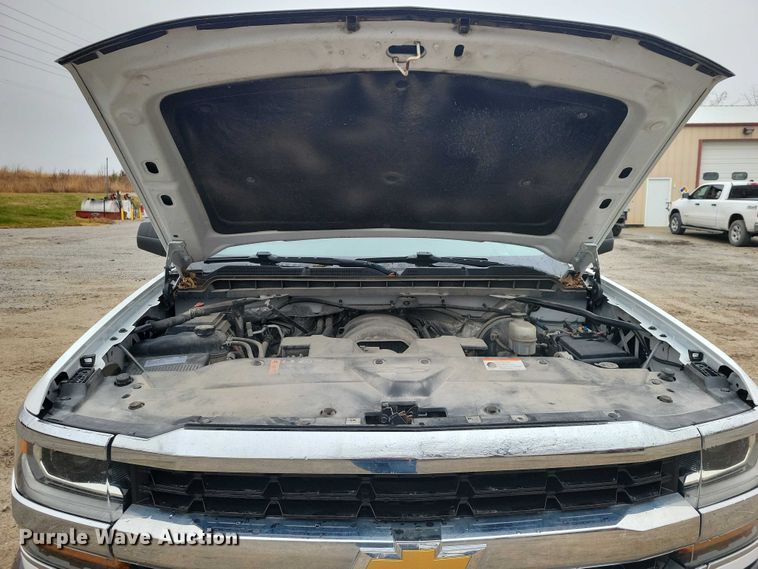 image for item NO9786 2017 Chevrolet Silverado 1500 Double Cab pickup truck