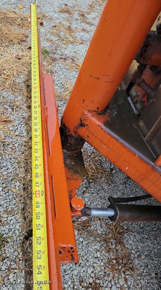 image for item NO9797 Ditch Witch V30 trencher