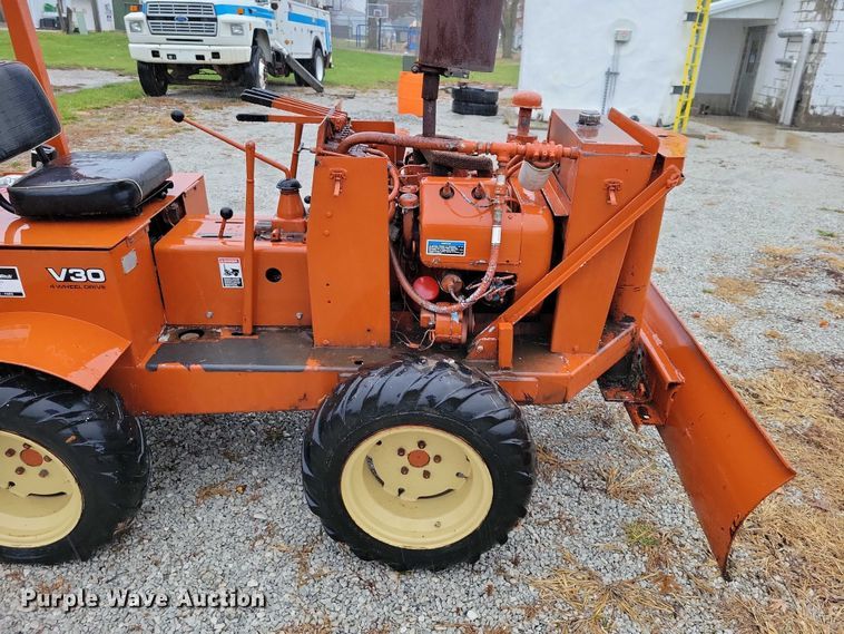 image for item NO9797 Ditch Witch V30 trencher