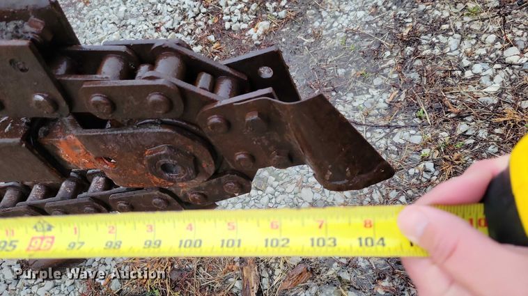 image for item NO9797 Ditch Witch V30 trencher