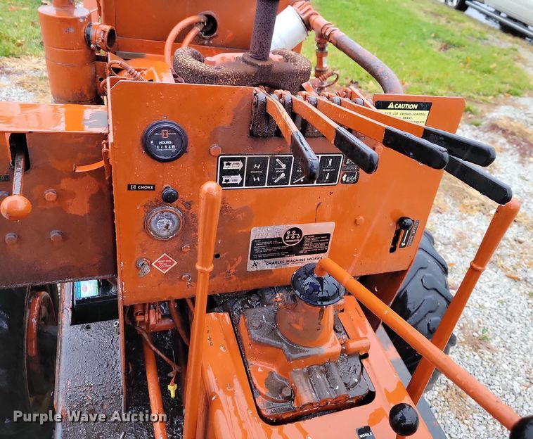 image for item NO9797 Ditch Witch V30 trencher