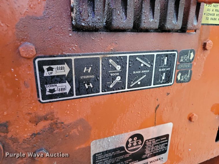 image for item NO9797 Ditch Witch V30 trencher