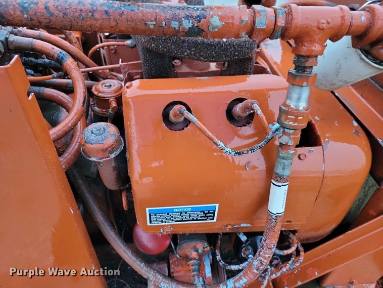 image for item NO9797 Ditch Witch V30 trencher