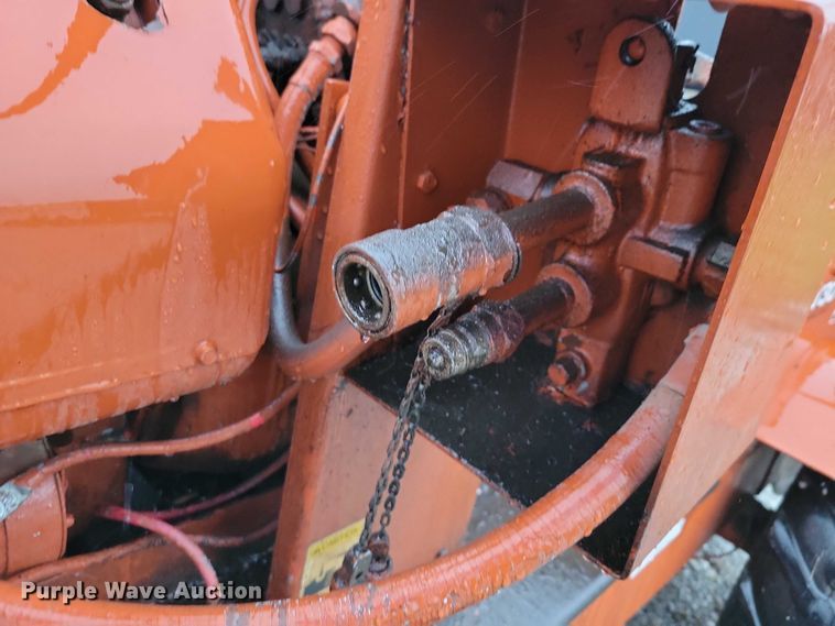 image for item NO9797 Ditch Witch V30 trencher