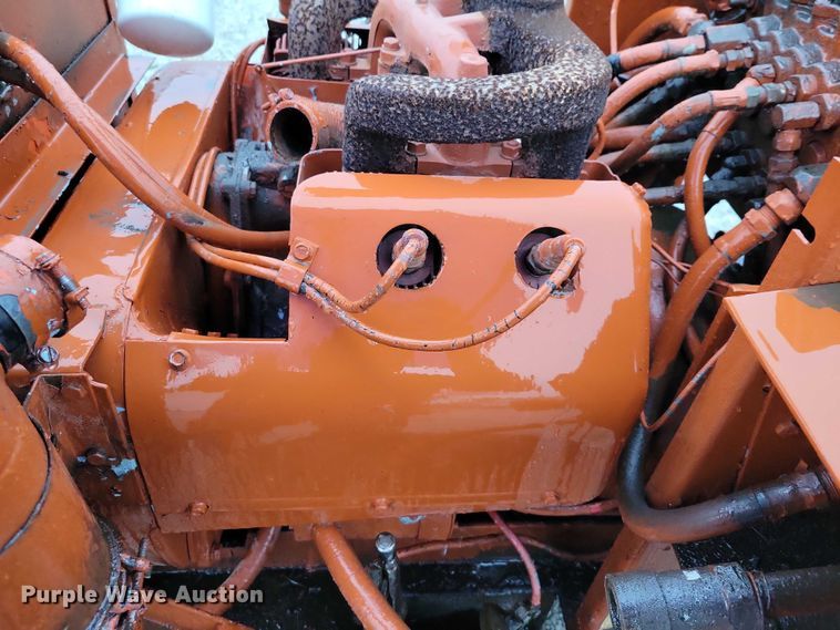 image for item NO9797 Ditch Witch V30 trencher